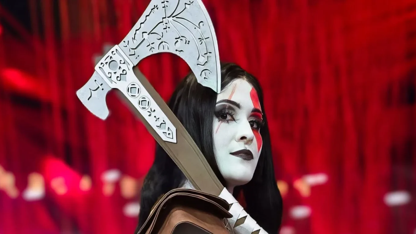 Kratos (God of War) - genderbend cosplay por Dai Cosplay