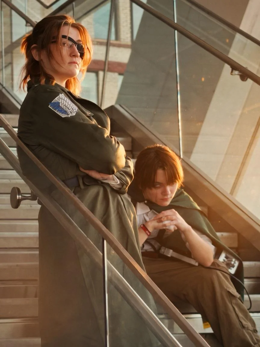 Hange Zoe (Attack on Titan) - cosplay por Theuglyzebra