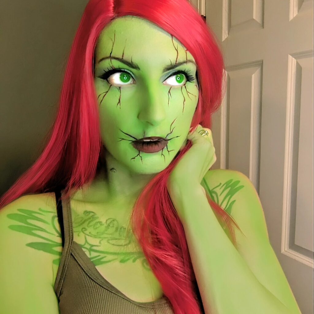 Hera Venenosa - cosplay por Schayne