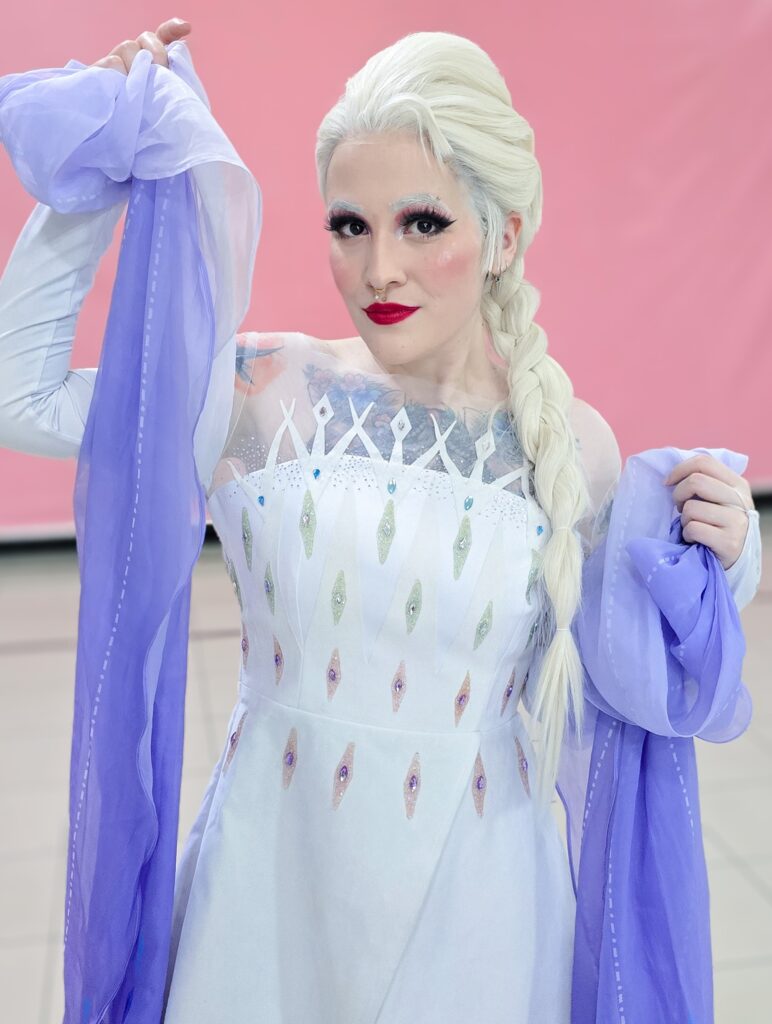 Elsa (Frozen) - por Dai Cosplay