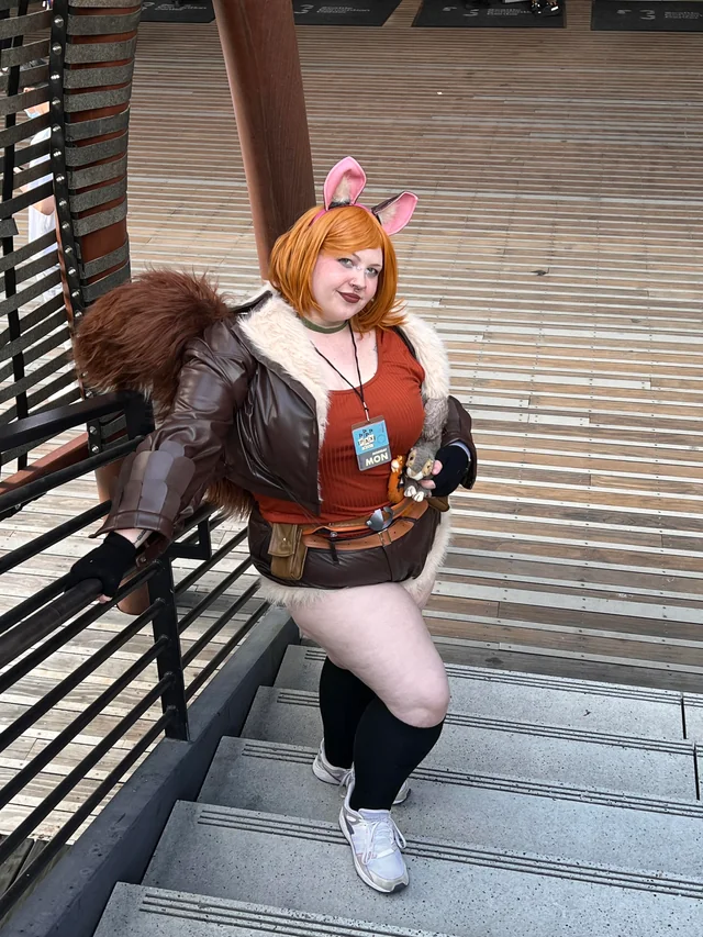 Garota Esquilo - cosplay por Maus